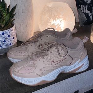 Nike m2K Tekno Plum Chalk